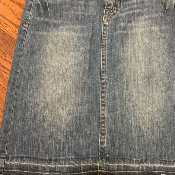 Skirt - Picture 5 of 5